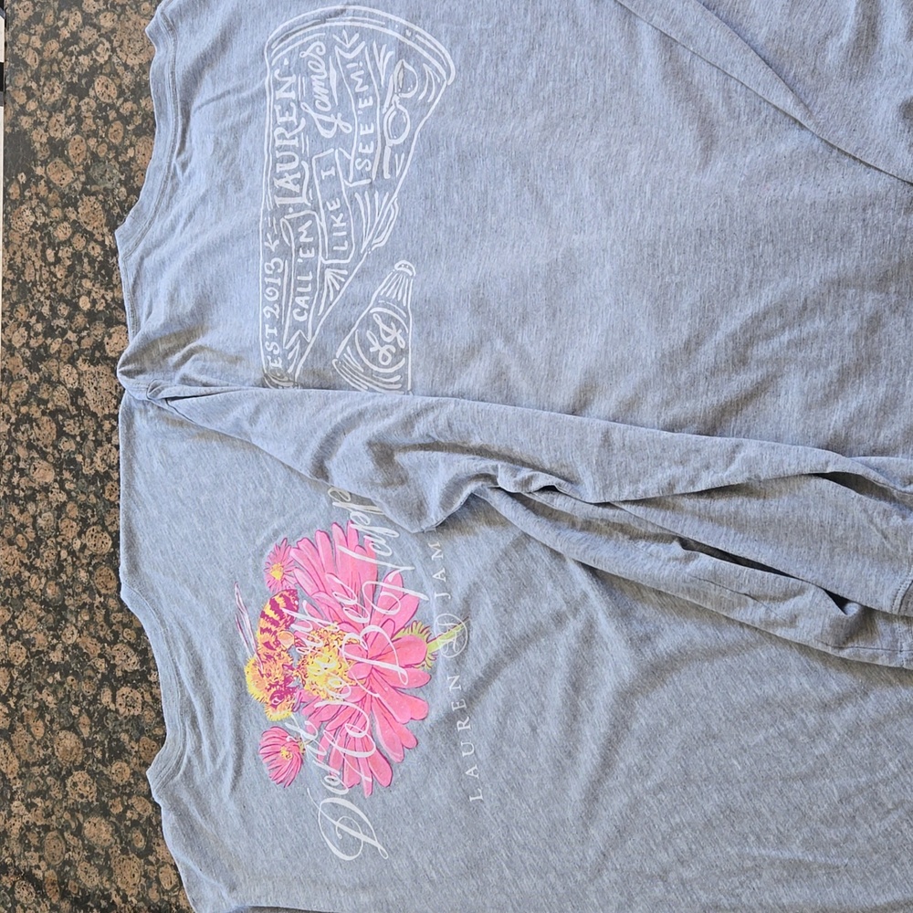 Lauren James tees M